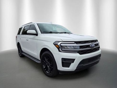 Used 2022 Ford Expedition XLT RWD image 5