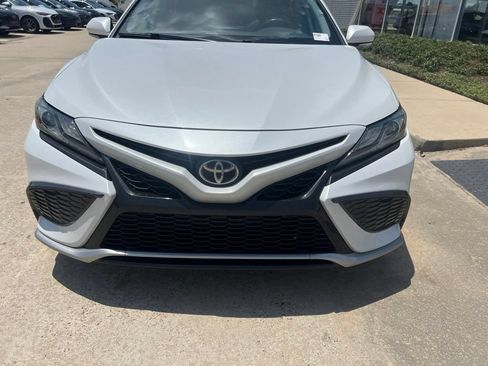 Used 2021 Toyota Camry XSE FWD image 2