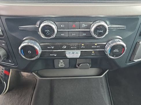 Used 2025 Ford F150 XLT w/ Equipment Group 301A Standard AWD/4WD image 20