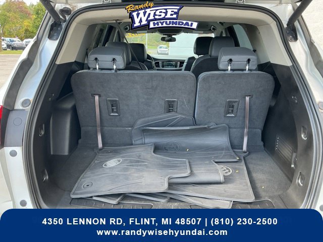 Used 2019 Buick Enclave Essence AWD/4WD image 28