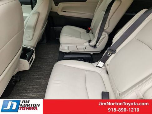 Used 2025 Honda Odyssey EX-L image 30