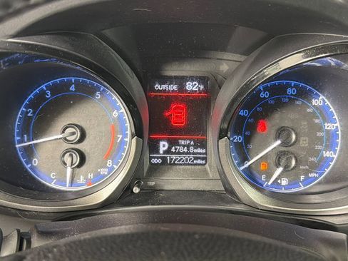 Used 2014 Toyota Corolla S image 26