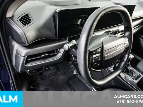Used 2025 Kia K4 FWD image 31