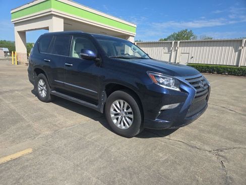 Used 2019 Lexus GX 460 Premium w/ Premium Package image 10