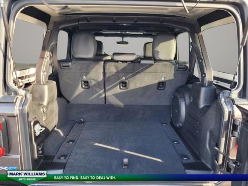 Used 2023 Jeep Wrangler Unlimited Sahara w/ Cold Weather Group image 24