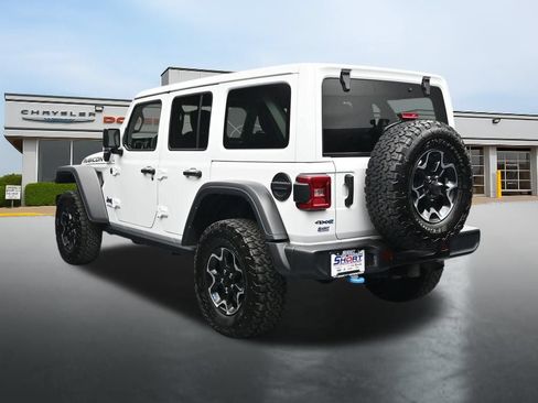 Used 2022 Jeep Wrangler Unlimited Rubicon 4xe AWD/4WD image 3