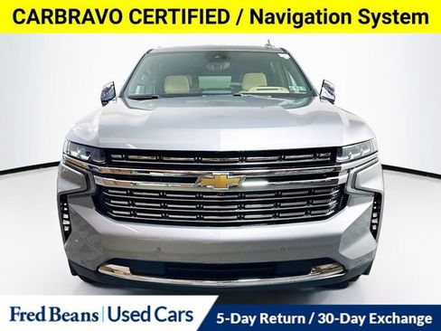 Used 2023 Chevrolet Suburban Premier w/ Premium Package AWD/4WD image 3