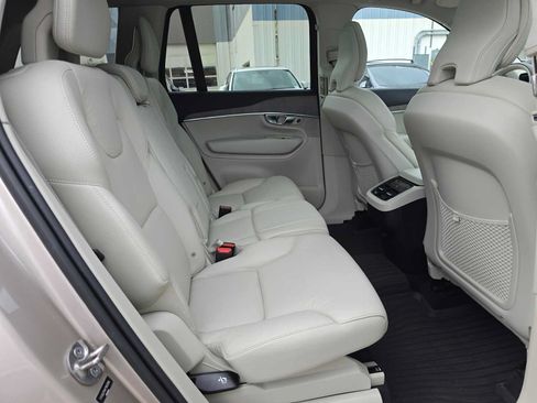 Used 2023 Volvo XC90 B6 Plus w/ Protection Package AWD/4WD image 13