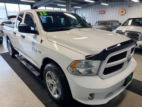 Used 2015 RAM 1500 Express image 2