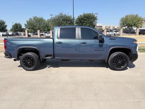 Used 2025 Chevrolet Silverado 2500 Custom w/ Custom Value Package AWD/4WD image 3