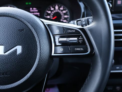 Used 2023 Kia Seltos S image 33