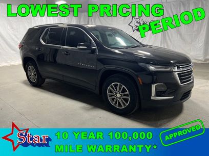 Used 2023 Chevrolet Traverse LT