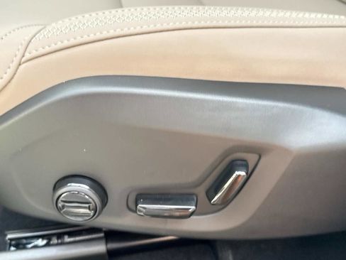 New 2026 Volvo XC60 B5 Plus w/ Climate Package image 19
