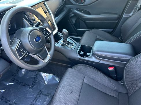Used 2022 Subaru Outback AWD/4WD image 9