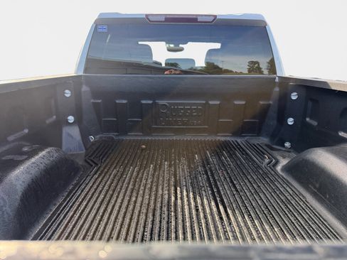 Used 2020 Chevrolet Silverado 1500 Custom Trail Boss w/ Custom Convenience Package AWD/4WD image 19