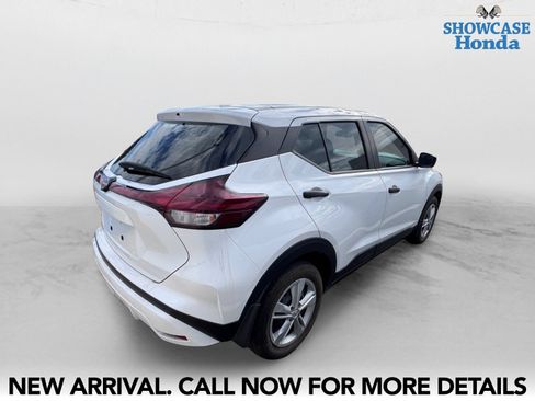 Used 2024 Nissan Kicks S FWD image 5