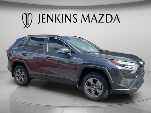 Used 2024 Toyota RAV4 XLE w/ Convenience Package FWD image 1