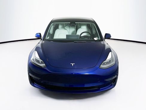Used 2022 Tesla Model 3 Long Range image 2