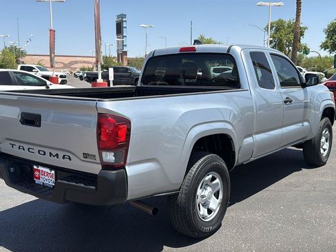 Used 2023 Toyota Tacoma SR AWD/4WD image 9