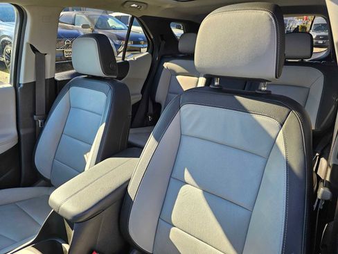 Used 2018 Chevrolet Equinox Premier image 22