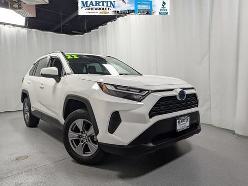 Used 2022 Toyota RAV4 XLE w/ Convenience Package AWD/4WD image 1