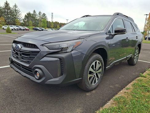 New 2025 Subaru Outback Premium image 2