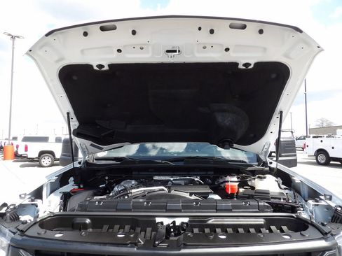 Used 2025 Chevrolet Silverado 3500 W/T AWD/4WD image 45