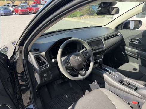 Used 2021 Honda HR-V EX image 20