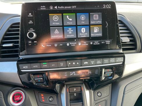 Certified 2025 Honda Odyssey EX-L image 18