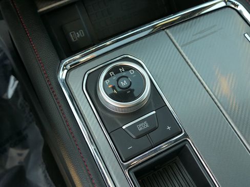 Used 2021 Ford Expedition Limited image 27