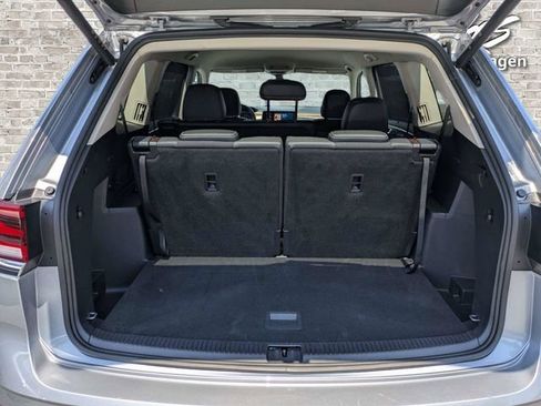 Certified 2025 Volkswagen Atlas SE FWD image 13