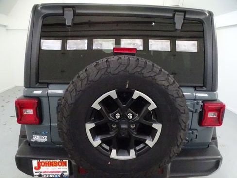 Certified 2025 Jeep Wrangler Unlimited Rubicon 4xe w/ Convenience Group AWD/4WD image 20