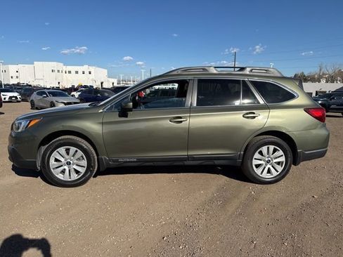 Used 2016 Subaru Outback 2.5i Premium image 2