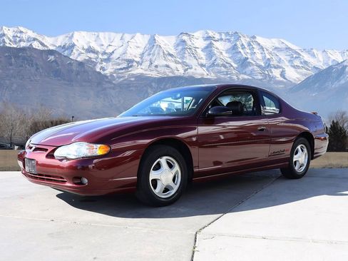 Used 2000 Chevrolet Monte Carlo SS w/ Preferred Equipment Group FWD image 2