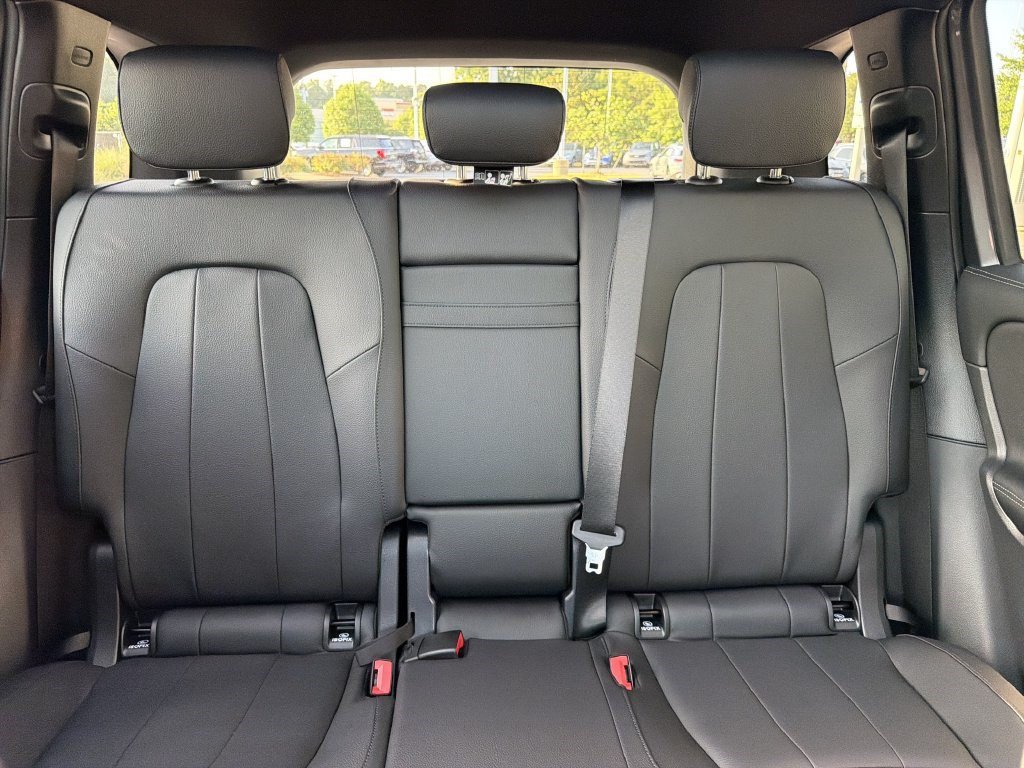 Certified 2026 Mercedes-Benz GLB 250 4MATIC image 28