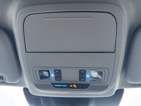 Used 2022 Ford Explorer XLT w/ Equipment Group 202A image 39