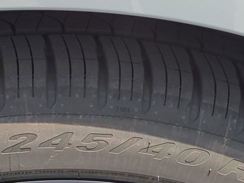 Used 2026 BMW 530i xDrive w/ M Sport Package image 12