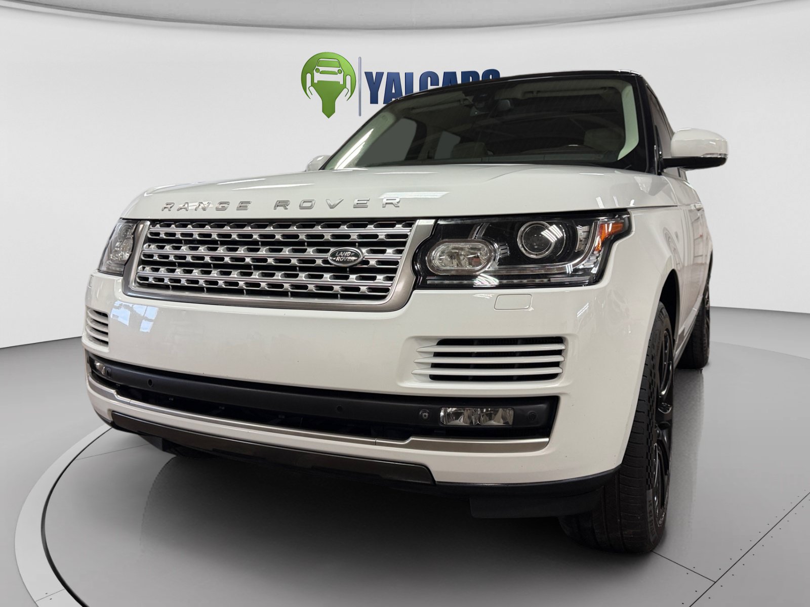 Used 2015 Land Rover Range Rover Supercharged AWD/4WD image 9
