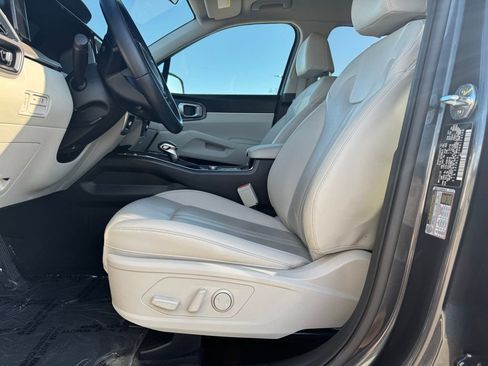 Used 2022 Kia Sorento S AWD/4WD image 28
