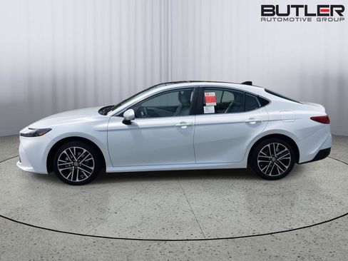 New 2026 Toyota Camry XLE AWD/4WD image 2
