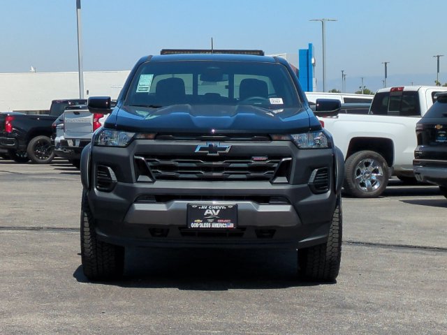 New 2026 Chevrolet Colorado Trail Boss w/ Midnight Edition AWD/4WD image 3