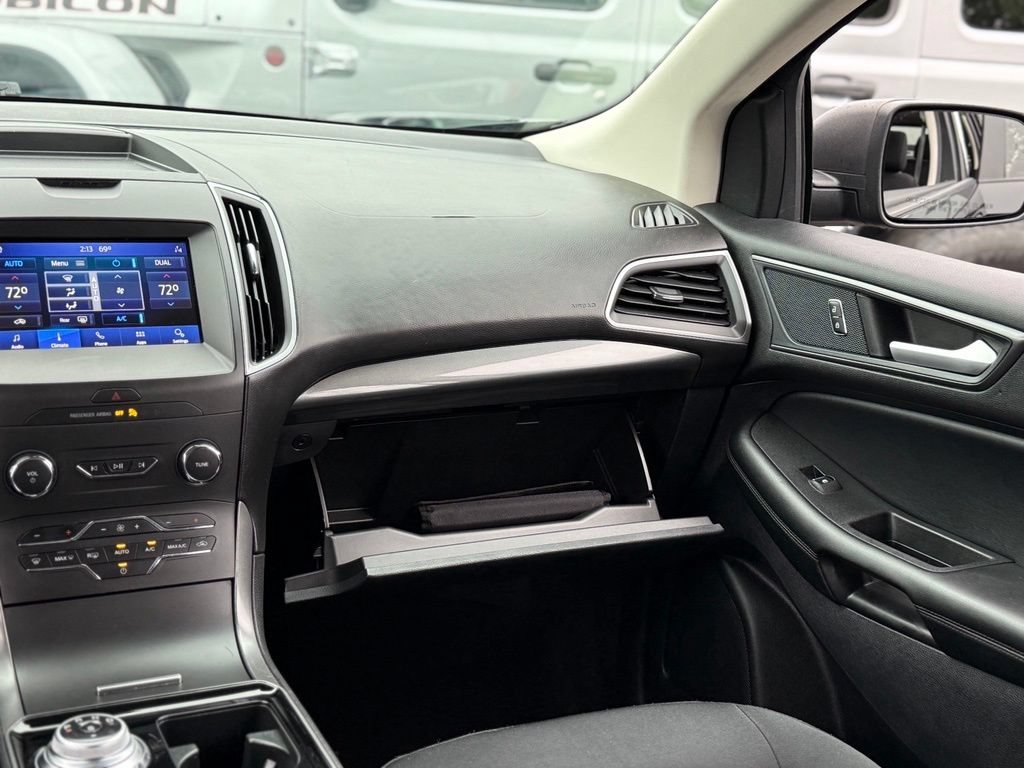 Used 2020 Ford Edge SE w/ Cargo Accessory Package FWD image 26