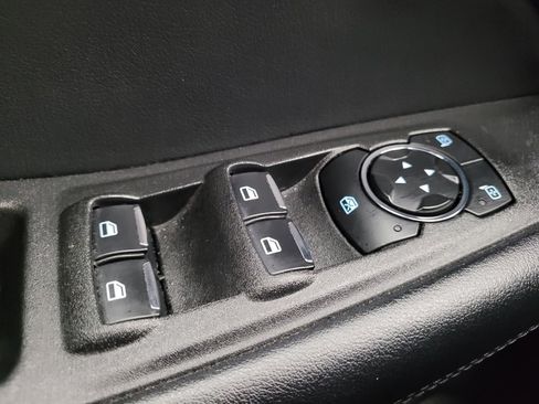 Used 2023 Ford Edge SEL image 27