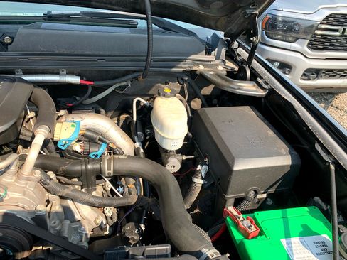 Used 2007 GMC Sierra 2500 SLE w/ EZ-Lift Tailgate Package image 35