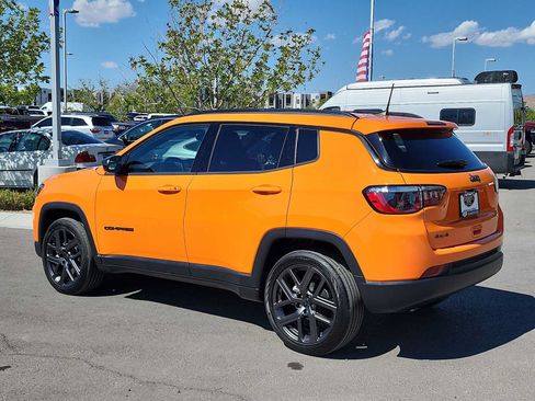 Used 2026 Jeep Compass Latitude AWD/4WD image 6