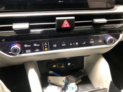 New 2026 Kia Sportage EX image 32