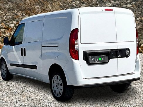 Used 2019 RAM ProMaster City Tradesman SLT image 11