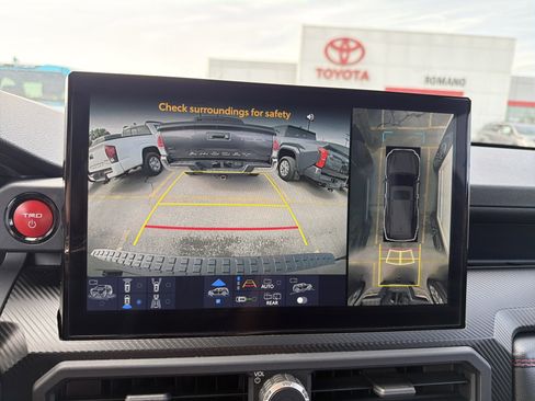 Used 2025 Toyota 4Runner TRD Pro AWD/4WD image 18