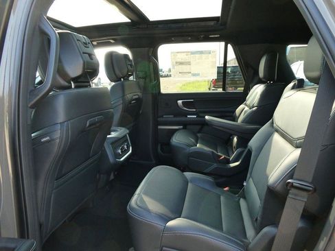 New 2027 Ford Expedition Platinum w/ Stealth Appearance Package AWD/4WD image 13