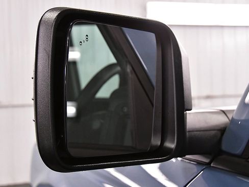 Used 2025 Ford Bronco Badlands image 13